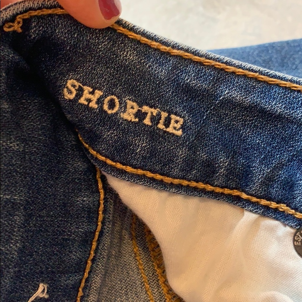 Shorts - Picture 5 of 5